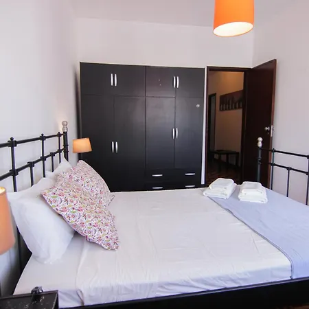 4 Bedroom In Downtown