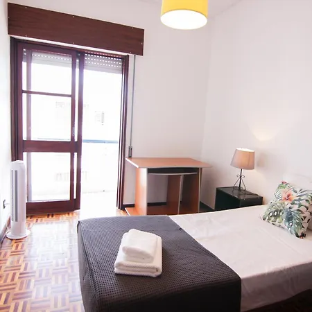 Apartamento 4 Bedroom In Downtown