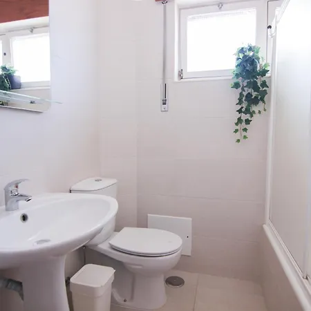 Lejlighed 4 Bedroom In Downtown Faro